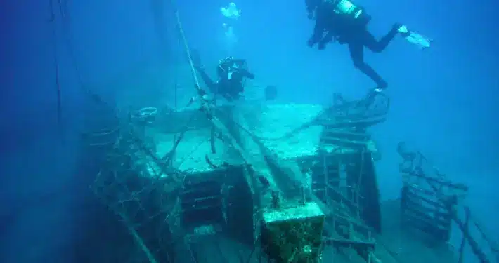 Special Course Wreck Diving - Diving Center Tenerife